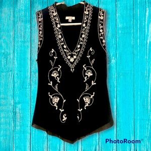 GORGEOUS embroidered/beaded sleeveless top